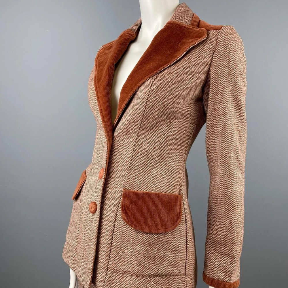Classic Vintage 1970s Corduroy Tan and Brown Tailored Fit Wool Suit - Picture 6 of 10